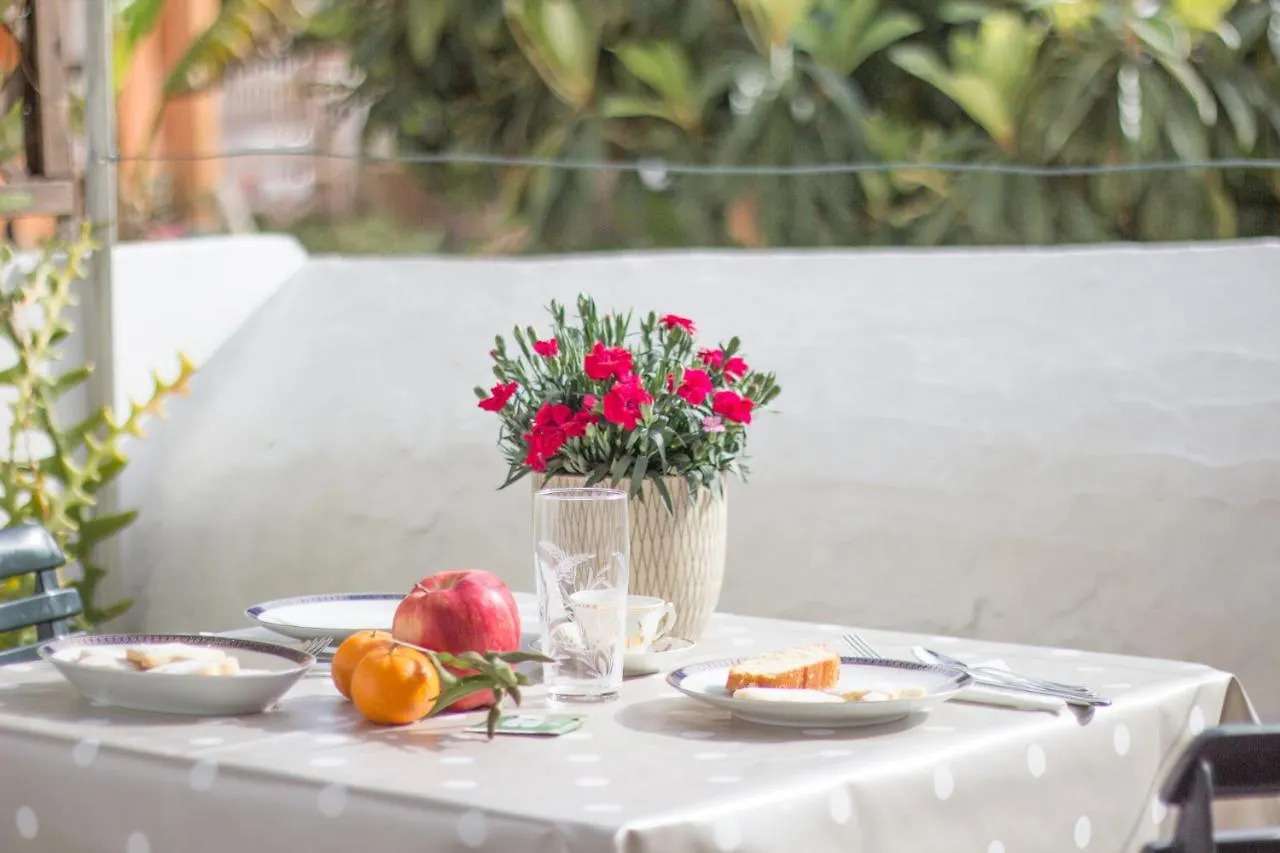 B&B Nell'Isola Carloforte  Bed & Breakfast Carloforte (Isola di San Pietro)