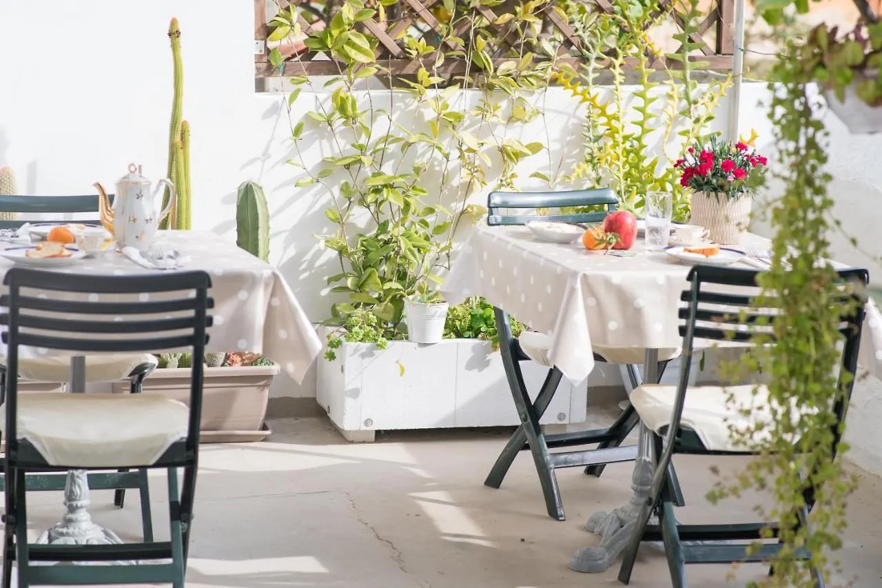 Bed & Breakfast B&B Nell'Isola Carloforte  Italy
